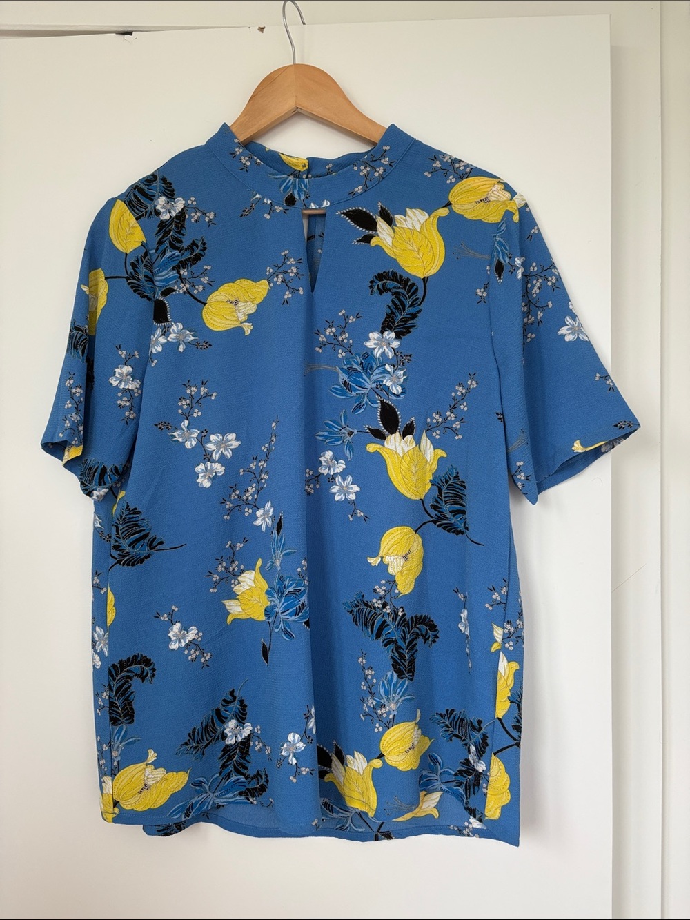 Blue Floral Short-Sleeve Keyhole Top